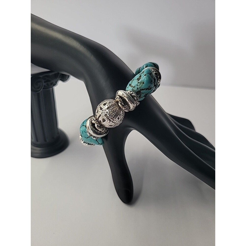 Blue Nugget Stretch Bracelet Silver Tone Spacer Beads Boho Southwestern